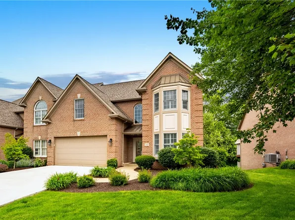 1505 Staunton Dr, Coraopolis, PA 15108