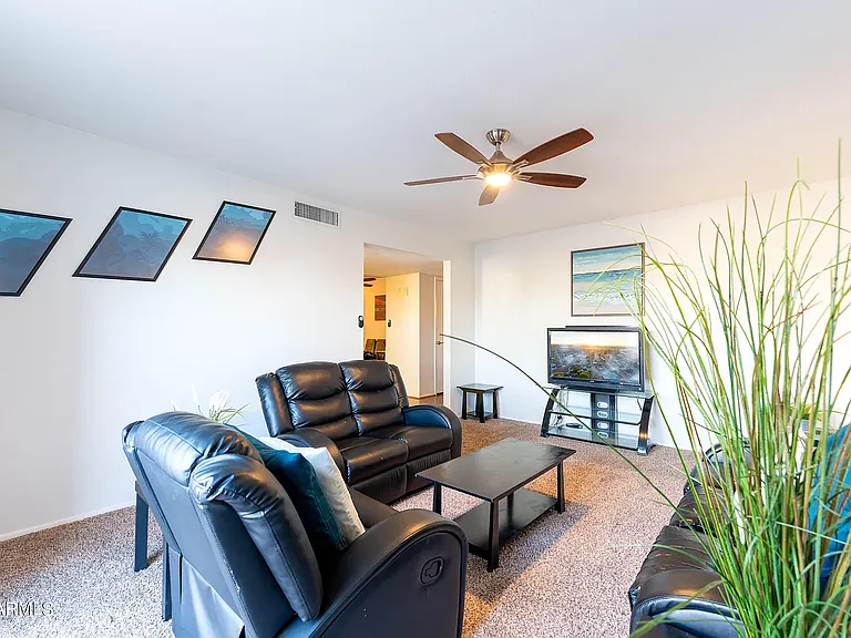 3022 S Country Club Way — Photo 8