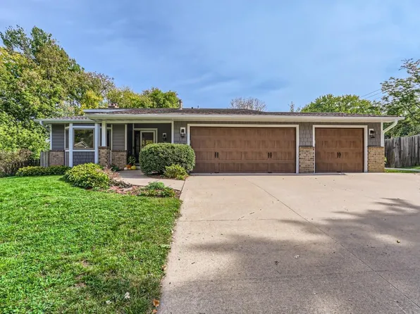 5737 Covington Cir, Minnetonka, MN 55345