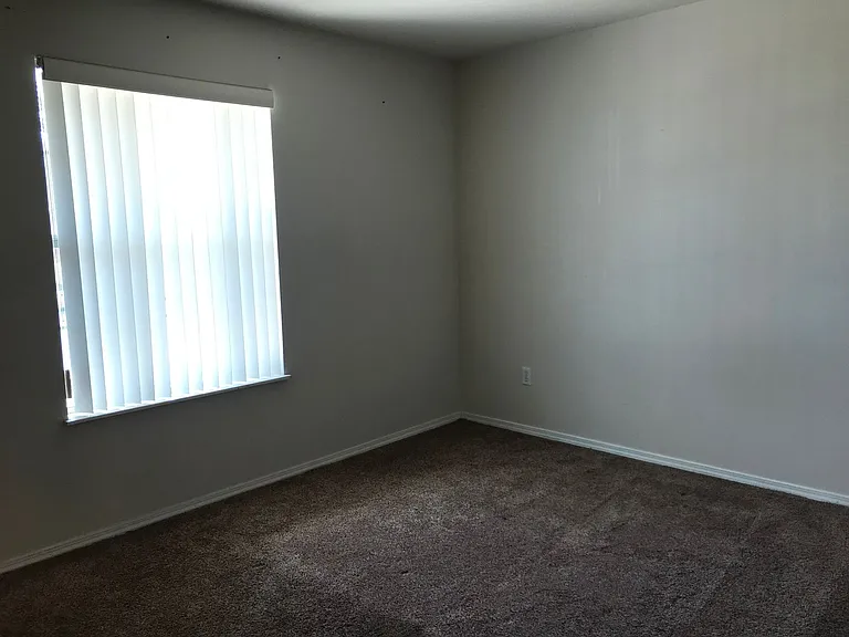 560 Abby Ln #2 — Photo 6