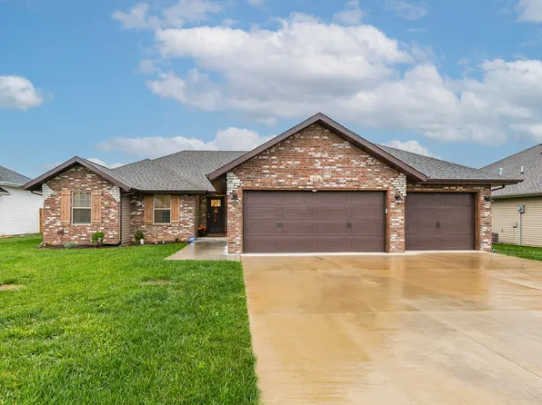 516 Chipmunk Avenue, Rogersville, MO 65742