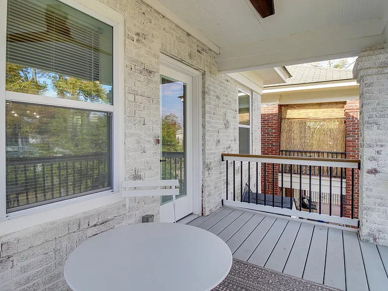 905 E Park Ave #B — Photo 13