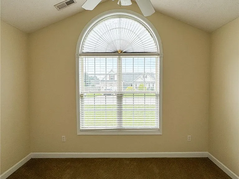 316 Ivywood Ln — Photo 11