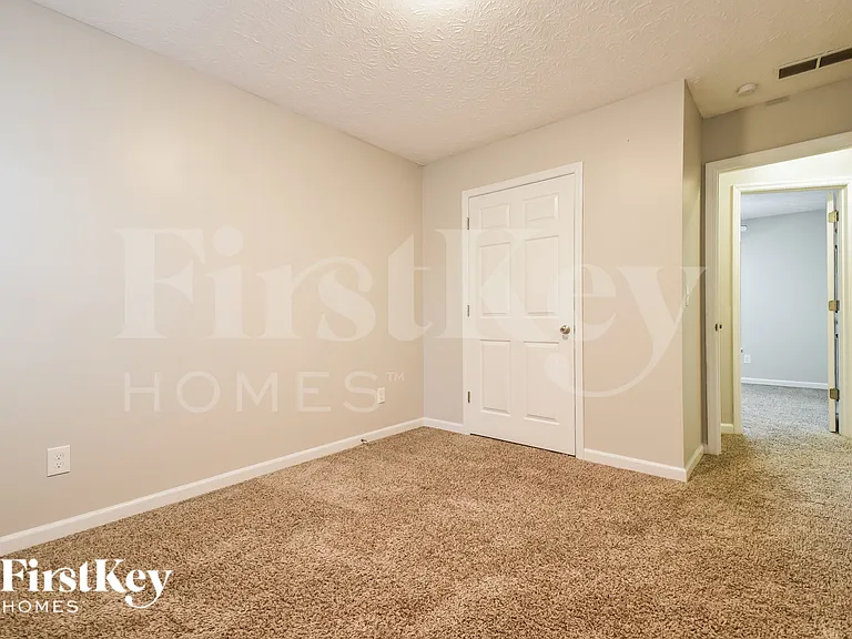 2403 Windridge Dr NE — Photo 13