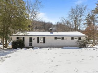 100 Upper Shad Rd, Pound Ridge, NY 10576
