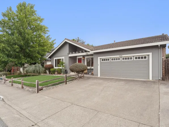 304 Parkview Court, Petaluma, CA 94952