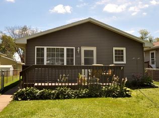 1321 21st Ave SW, Cedar Rapids, IA 52404