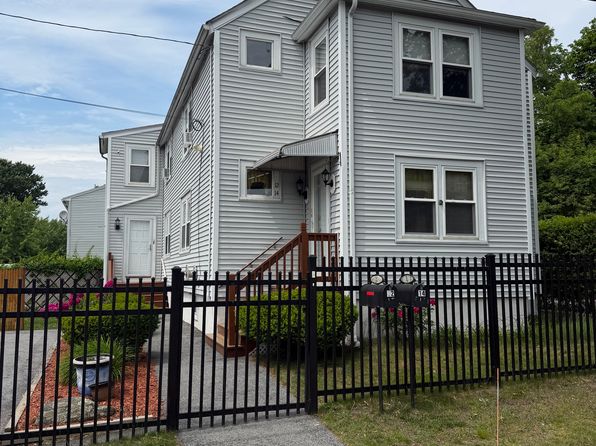2bd 1ba 960sqft — 12 Curtis St #1