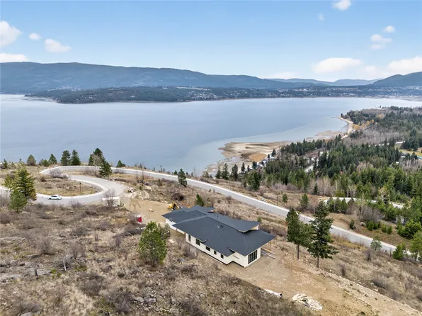 4 Kault Hill Rd #5, Tappen, BC V0E 2X0