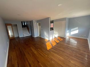 160 W 17th St #2, Bayonne, NJ 07002