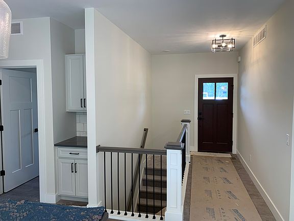 2nd image of 3013 Thornbury Dr