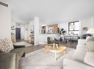 95 Lombard St #1201, Toronto, ON M5C2V3