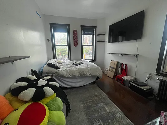 Rented by Living New York | media 10