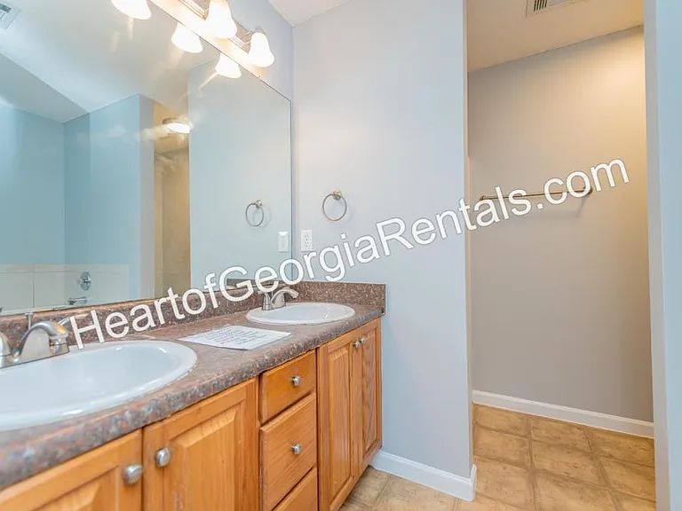 1210 Johnson Rd — Photo 8