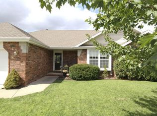 3619 W Cardinal Dr, Springfield, MO 65810
