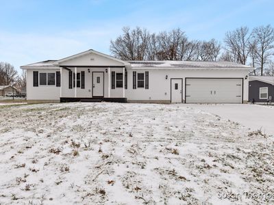 825 School Bell Ct, Belding, MI, 48809
