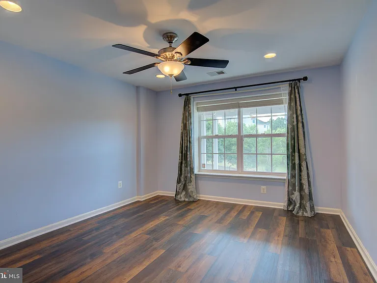 13481 Arcadian Dr — Photo 45