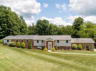 160 Southall Dr, Washington, PA 15301