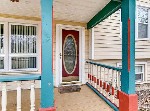 5th image of 217 Glenwood Ave