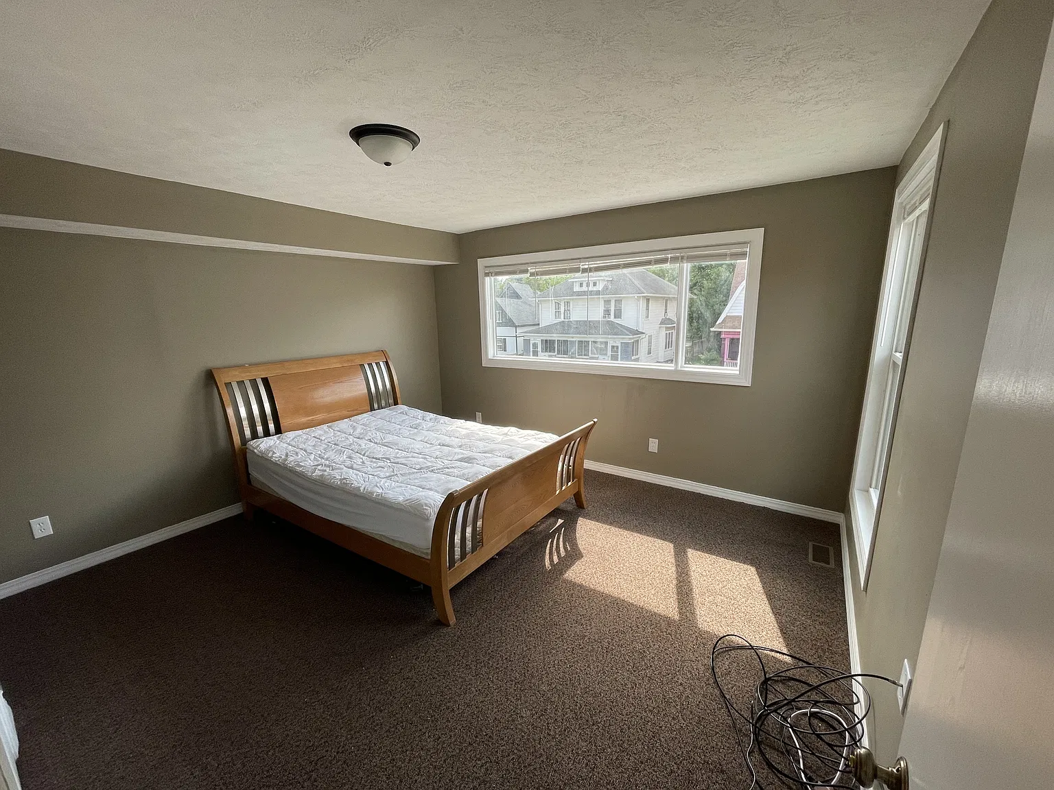 3317 Graceland - 5 — Photo 2