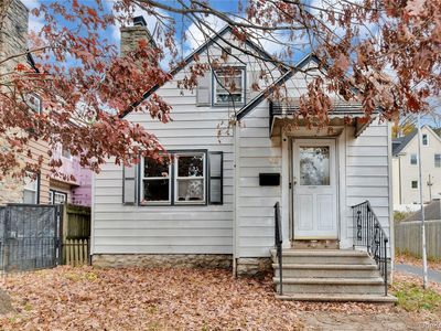 32 Tibbetts Road, Yonkers, NY, 10705