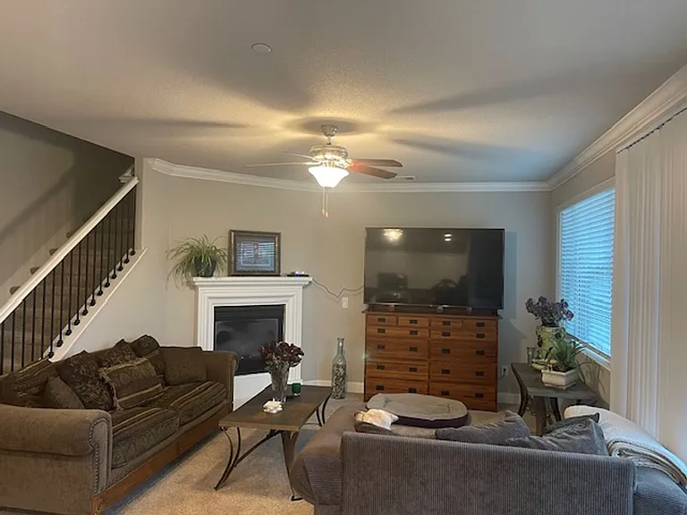 664 Morning Glory Cir — Photo 4