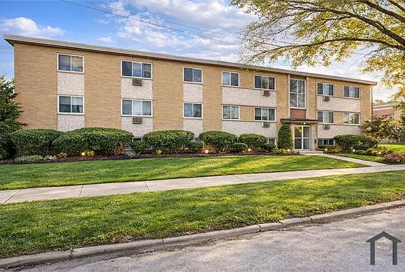 3003 Archwood Ave #AWA103 — Photo 2