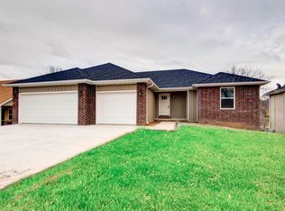 4376 N Shirley Ave, Springfield, MO 65803