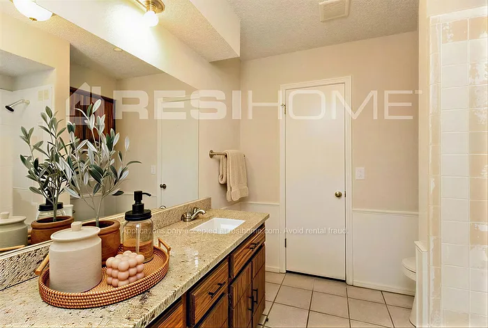 914 W Ridgecrest Way — Photo 11