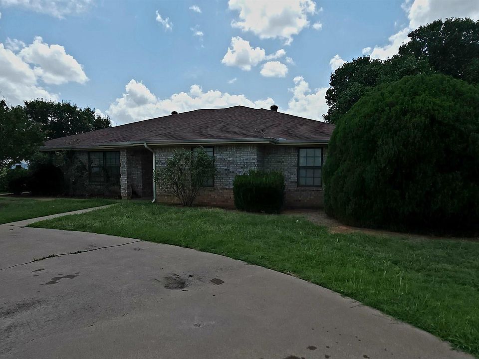 1st image of 1708 & 1710 City View Ln