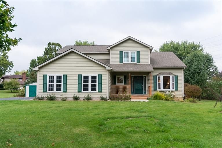 1st image of 1018 Shady Oaks Dr