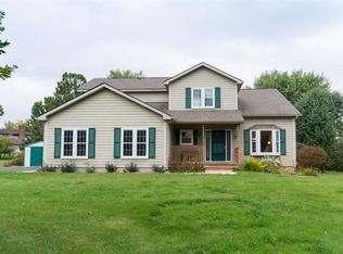 1018 Shady Oaks Dr, Ann Arbor, MI 48103