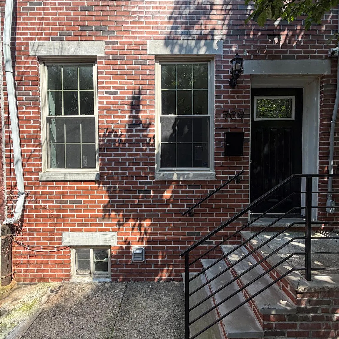 3 bed, 3.5 bath, 1776 sqft, $3,650 — Photo 1