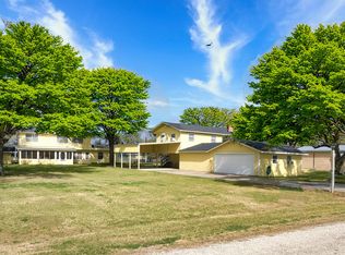 828 County Road 206, Sargent, TX 77414