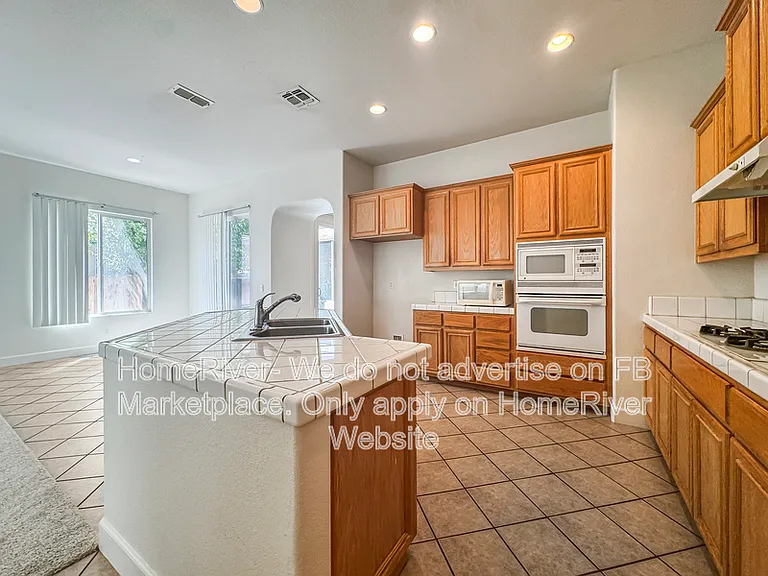 5809 Bridgecross Dr — Photo 37