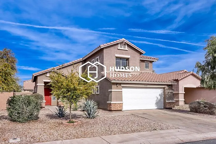 4 bed, 3.0 bath, 2485 sqft, $2,235 — Photo 3