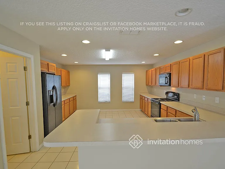 13630 Podocarpus Ln — Photo 4