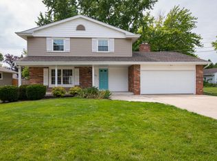 979 13th Ave, Grafton, WI 53024