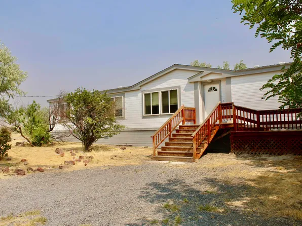 725 945th Highway 395 E, Litchfield, CA 96117