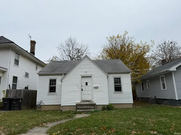 3105 Plaza Dr, Fort Wayne, IN 46806