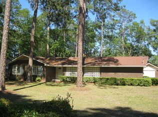 177 Conway Dr, Jesup, GA 31545