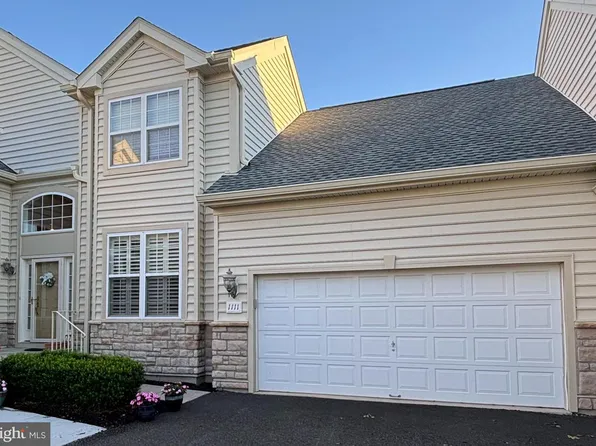 1111 Manchester Ct #79, Warrington, PA 18976