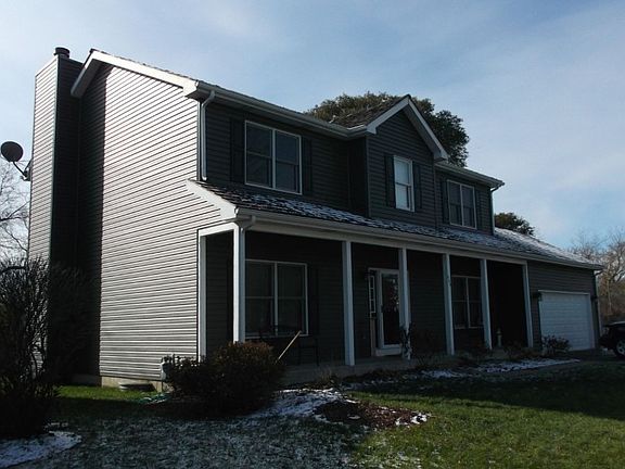 3rd image of 464 Cross Arm Dr