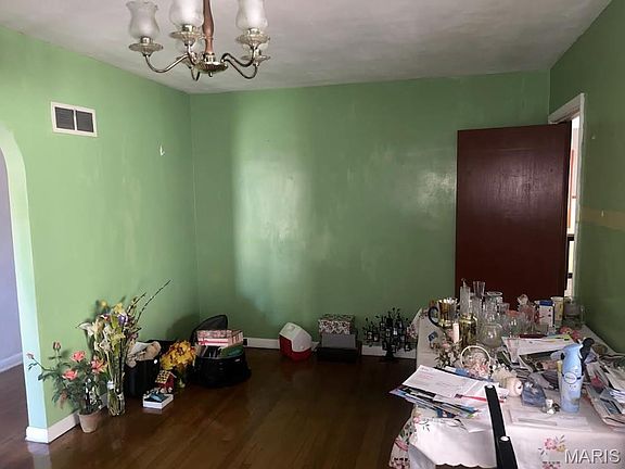 5th image of 6830 Glades Ave