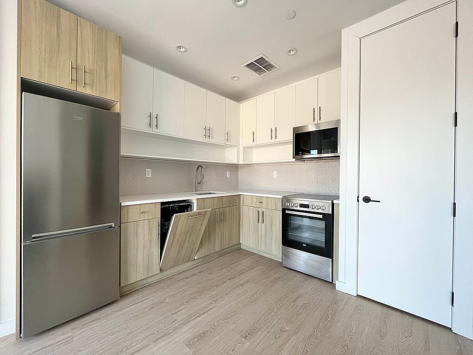 1st image of 333 Linden Blvd #8A