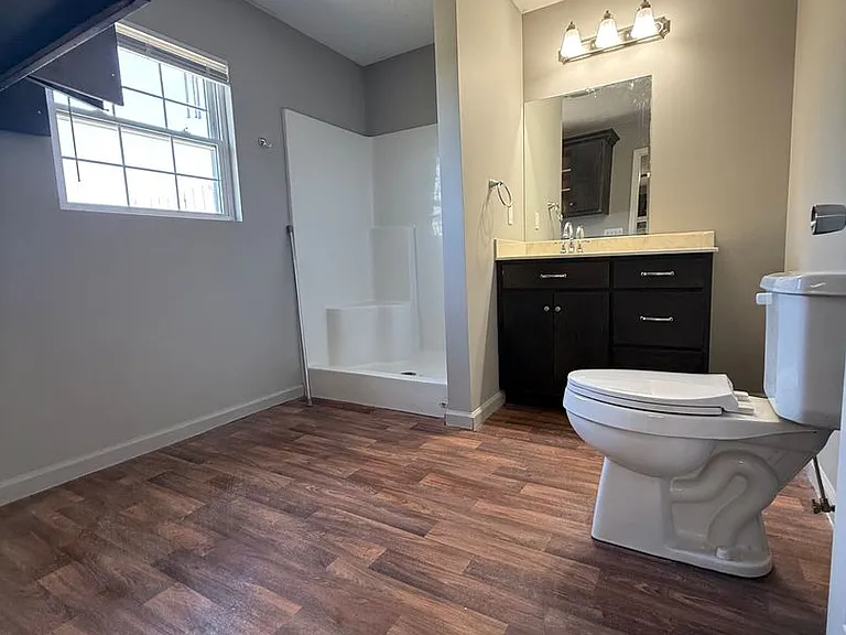 110 Nancy Ln — Photo 6