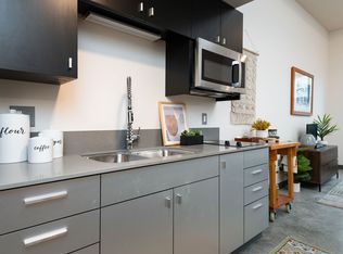 Dean River Apartments, Portland, OR 97202
