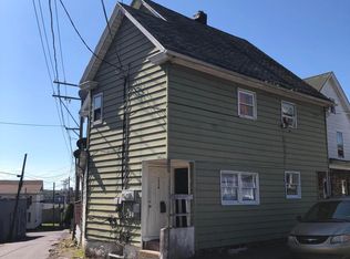 526 W Maple St, Hazleton, PA 18201