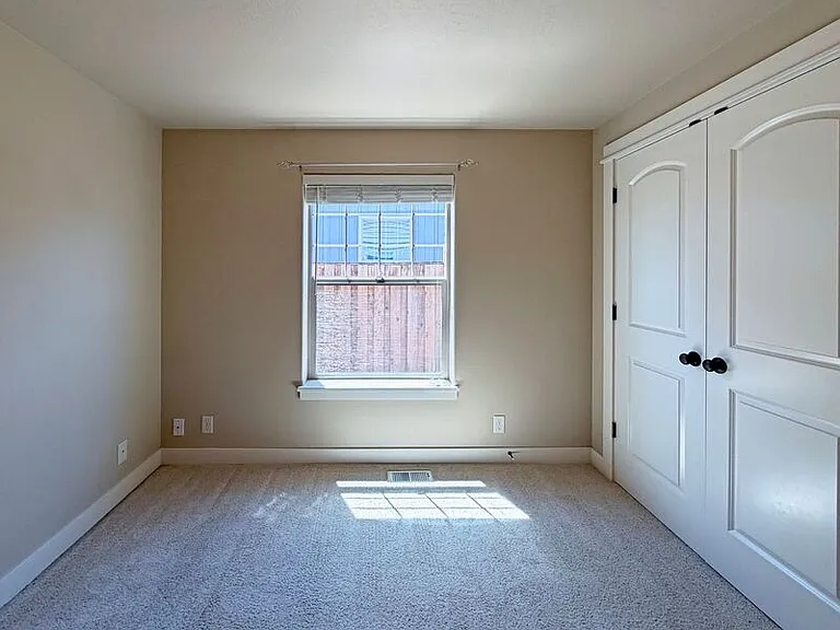 1434 Leaf Ln — Photo 22