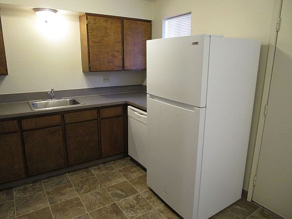 5th image of 850 NW 10th St #22